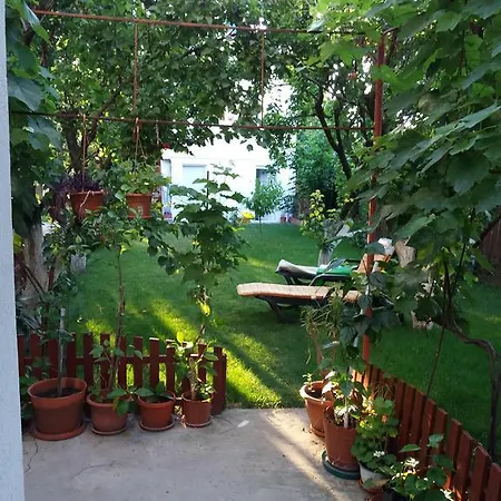 Casa Cu Foisor Penzion Eforie Nord