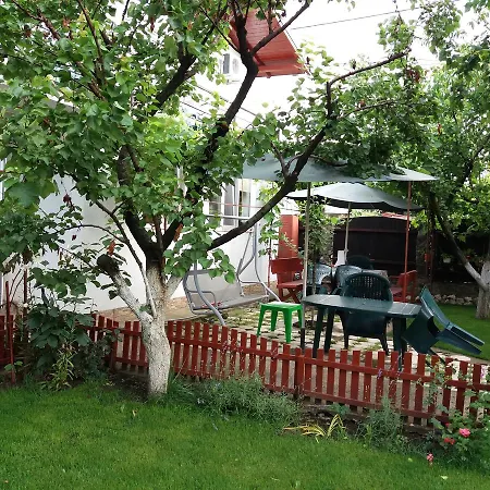 Casa Cu Foisor Penzion 3*