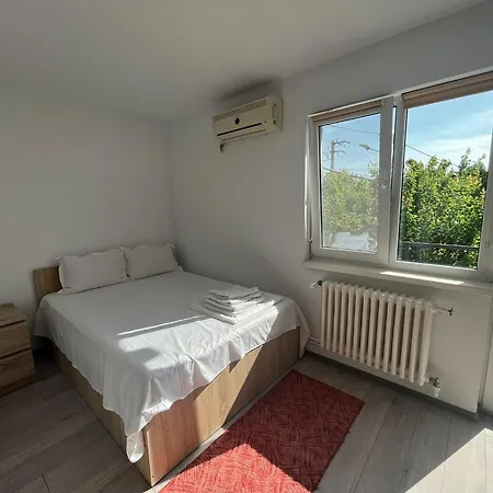 Guest house Casa Cu Foisor 3*
