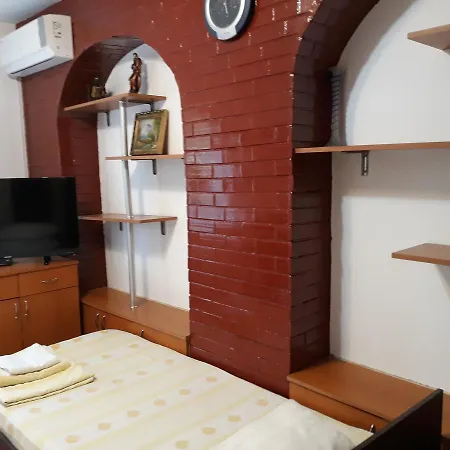 Casa Cu Foisor Pensjonat 3*