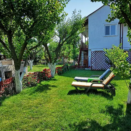 Casa Cu Foisor 3*